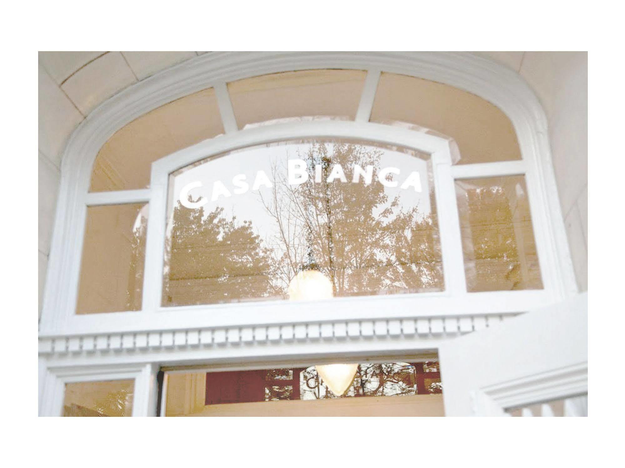Casa Bianca Bed & Breakfast มอนทรีอัล ภายนอก รูปภาพ